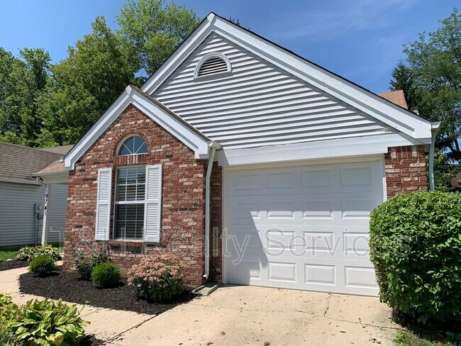 Photo - 9741 Roxbury Dr