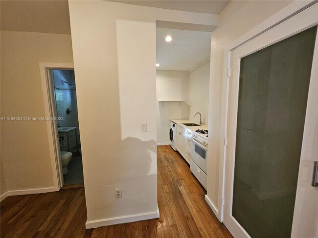 Photo - 745 13th St Unidad 16