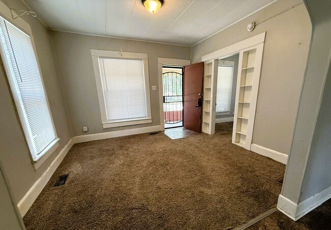 Photo - Charming 2-Bedroom Home with Detached Garage & Spacious Yard