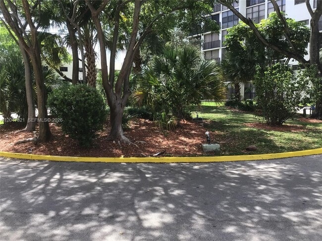 Photo - 17021 N Bay Rd Unit 625