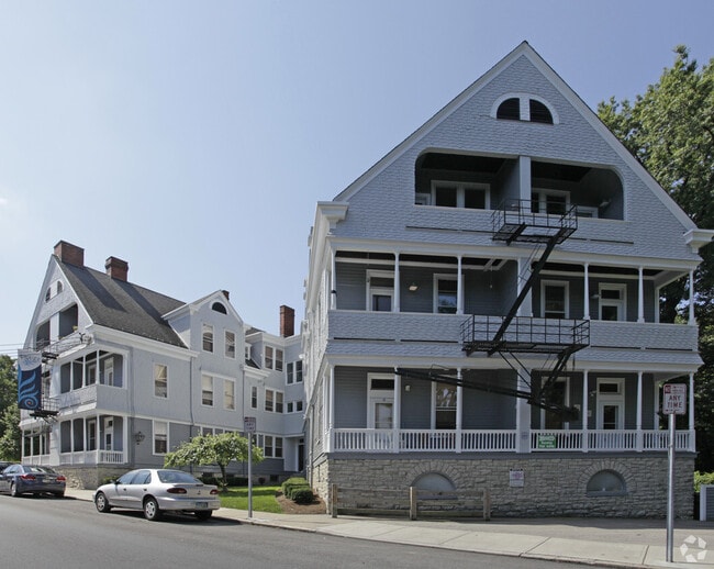 Building Photo - 3315 Jefferson Ave Unit 9 Rental