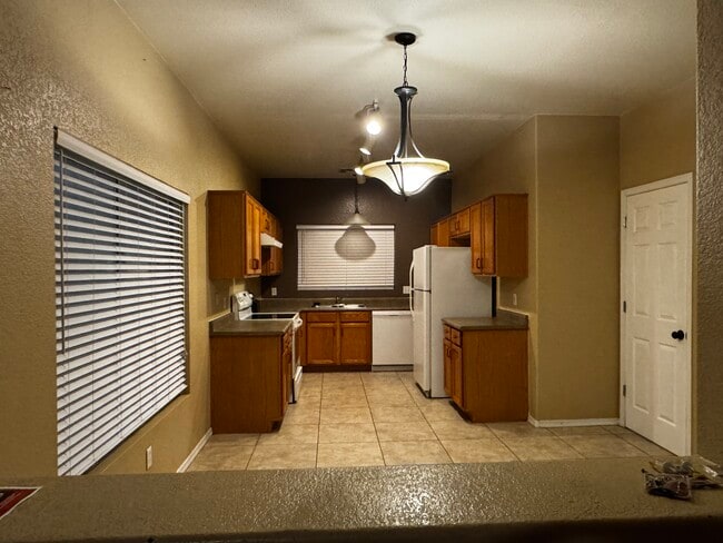 Photo - 10441 W Palm Ln