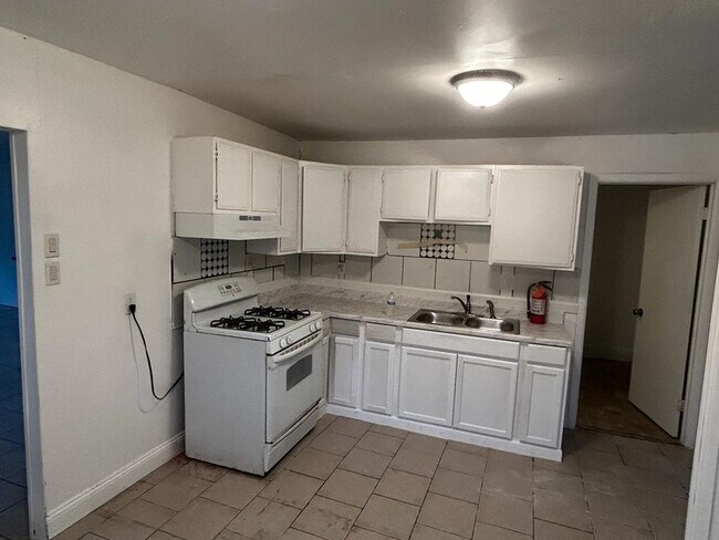 Photo - 509 N Wildwood Blvd