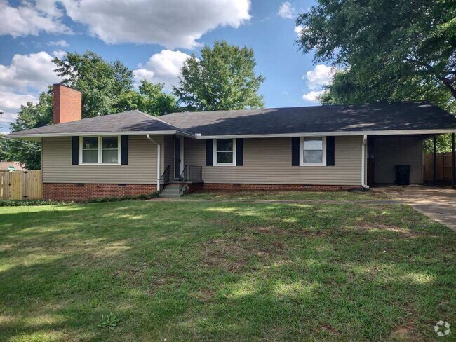 Building Photo - 2 miles from the University of Alabama (4 ... Rental