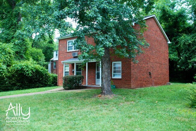 Building Photo - 122 Harmon St