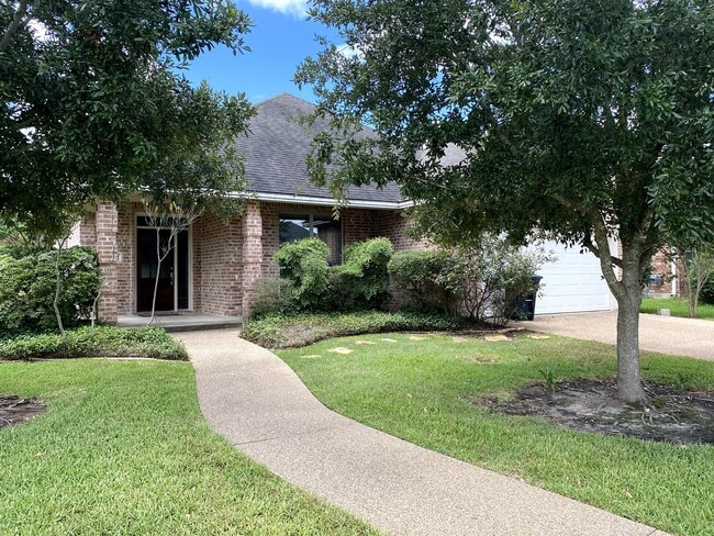 Photo - 8422 Alison Ave