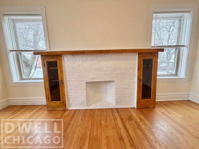 Photo - 2921 W George St Unidad 1