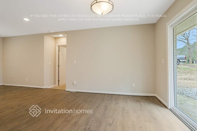 Photo - 1426 Spring Valley Ln