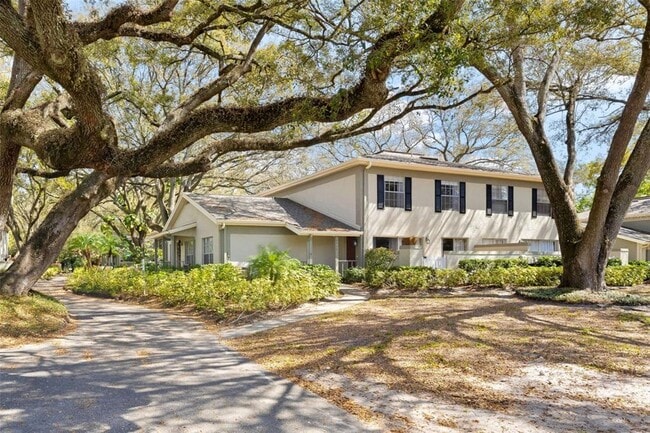 Building Photo - 6305 Morningmist Ct Unit 6305