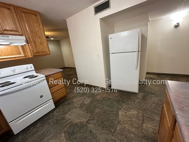 Photo - Lovely 3 Bedroom, 2 Bath House for Rent in Northwest Tucson (Magee/Thornydale)