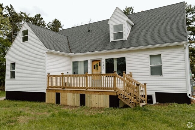 Building Photo - 114 Baker St Unit Apt #1