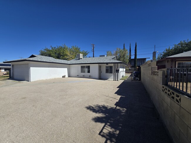 Photo - 44414 Andale Ave