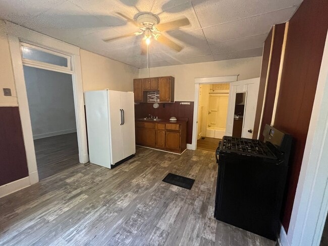 Photo - One Bedroom apartment in Alton