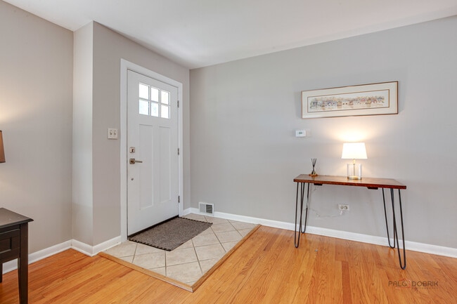 Photo - 519 Dawes St