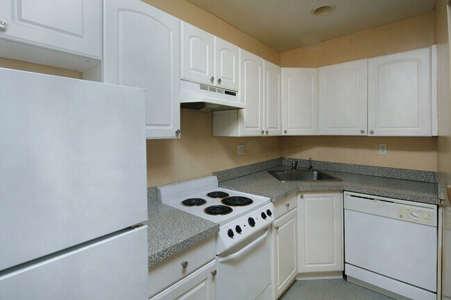 26 Allston St Unidad 16