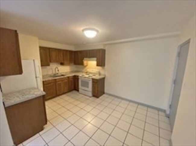 Photo - 19 Winter St Condo Unit 3