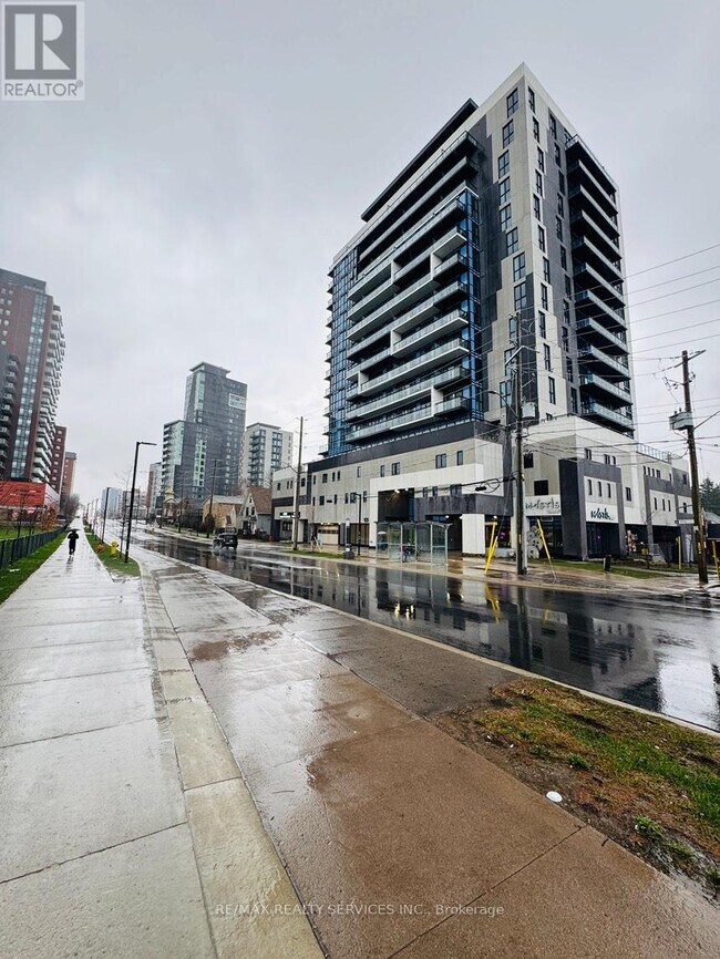 Photo - 128 King St N Unité 1006