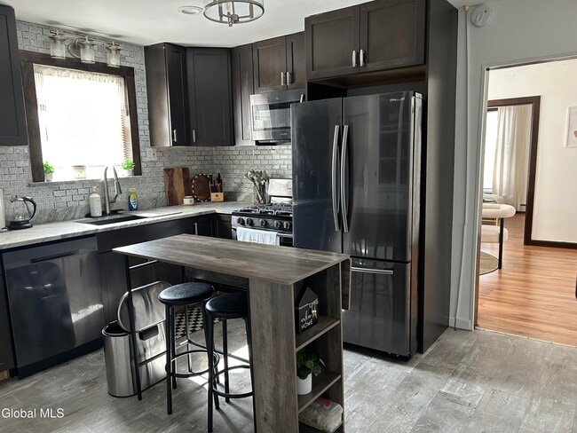 Photo - 5 Short St Unit 1