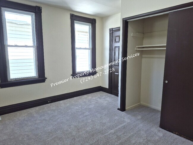 Photo - 1708 5th Ave