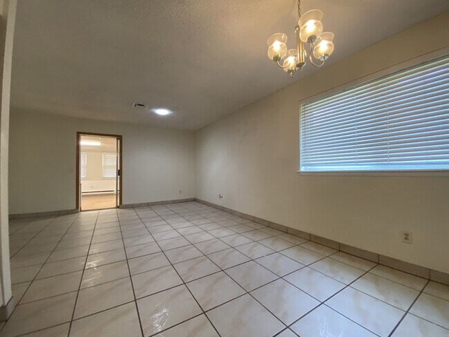 Photo - 2625 Kings Rd Casa