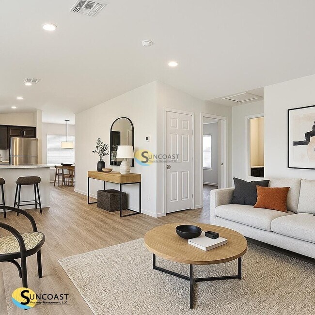 Photo - 27165 Washington St