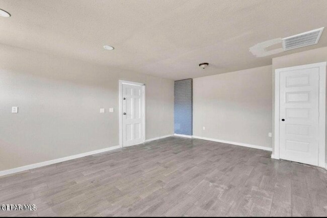 Photo - 8827 Mt Elbert Dr