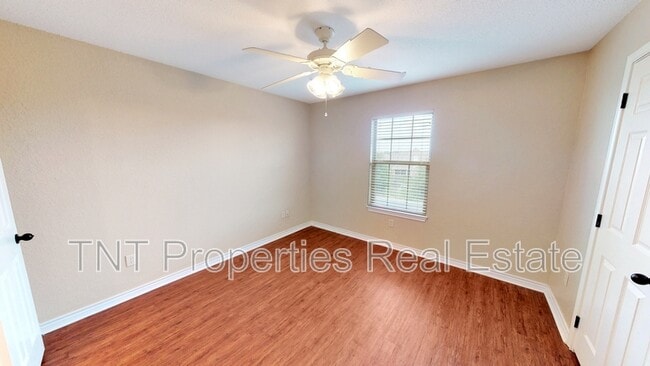 Photo - 3840 Oldenburg Ln