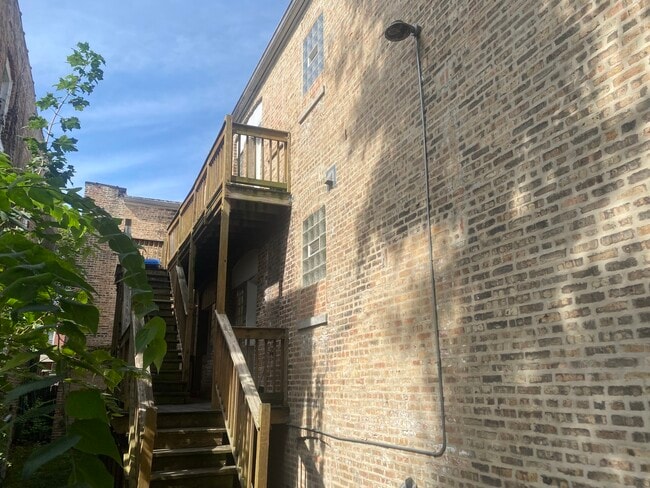 Photo - 1253 W 80th St
