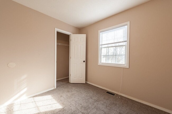 Photo - 2301 S Milton Dr