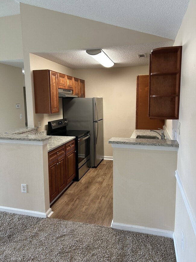 Photo - 3792 Hitchcock Way