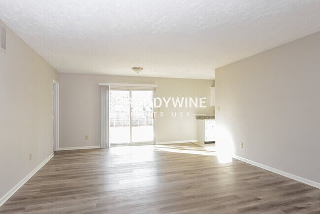Photo - Beautiful 3 Bedroom Home Ready For Move-In!