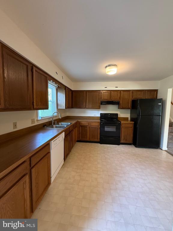 Photo - 900 Dewberry Dr