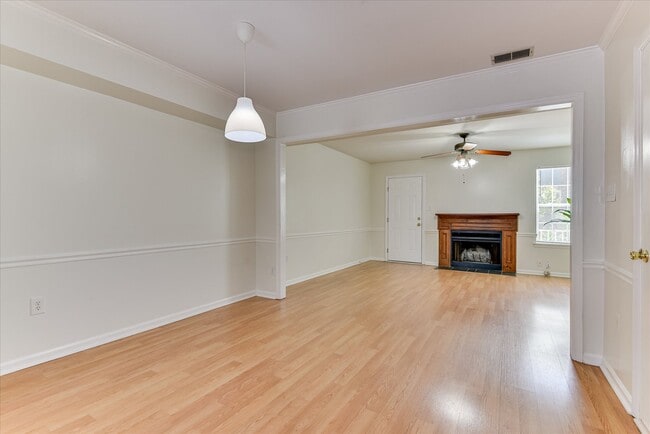 Photo - 2110 Gary St