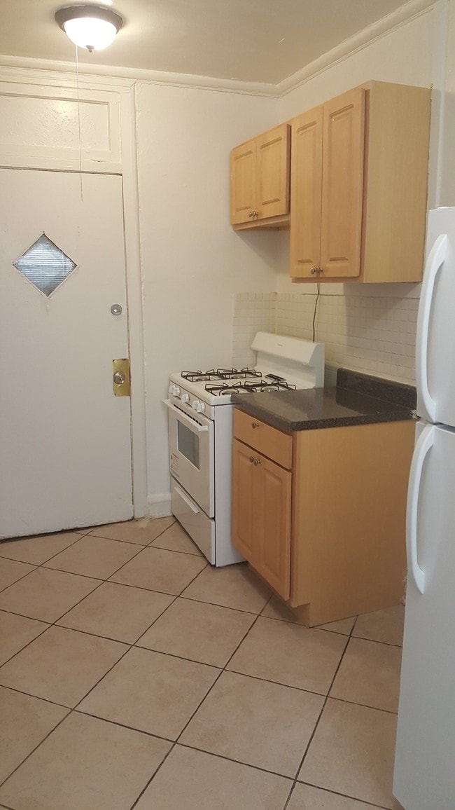 49th Street Apartments