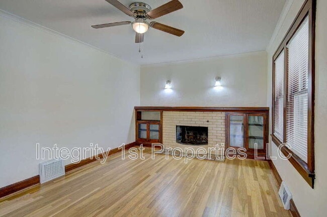 Photo - 4226 NE Antioch Rd