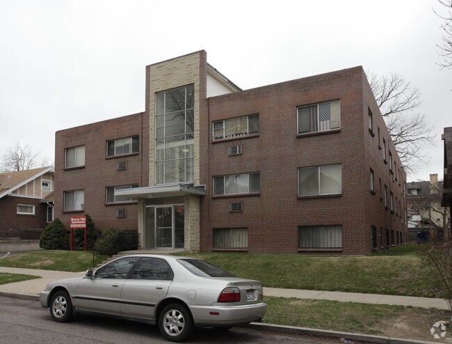 Monroe Villa Apartments