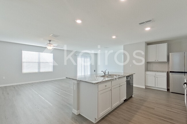 Photo - 8614 SW 43rd Ter
