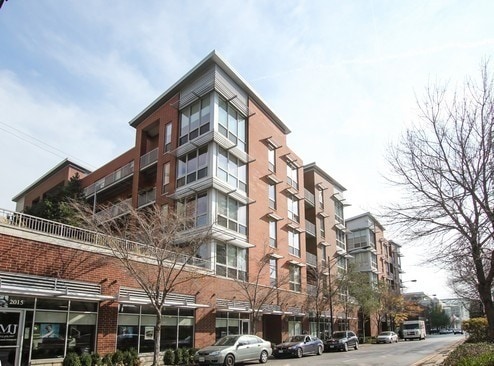 Building Photo - 2025 S Indiana Ave Unit 311 Rental
