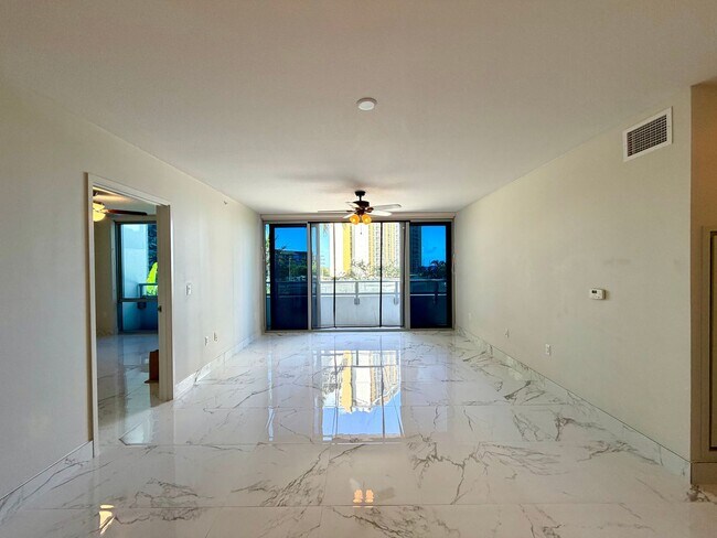 Photo - 1189 Waimanu St Unit 703
