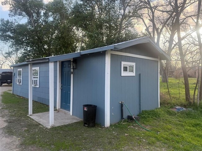 Photo - 2113 River Rd