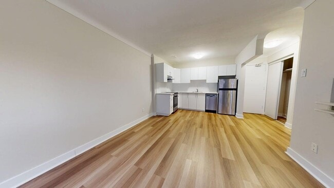 Photo - 1196 Shillington