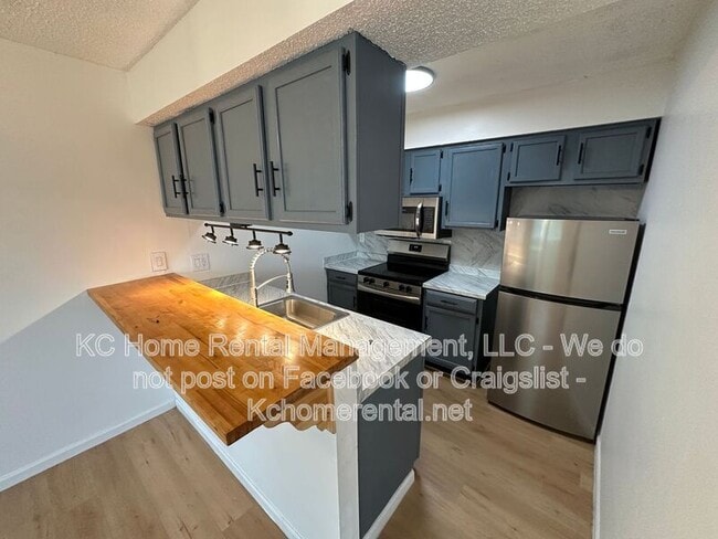 Photo - 300 Osage St