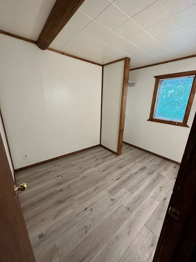 Photo - 4 Bedroom- Walking distance to BSU