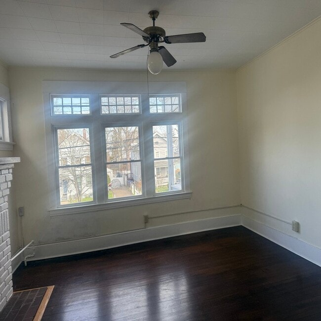 Photo - 182 Main St Unit 2nd Floor