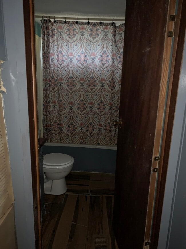 Photo - 93 Whispering Pines Cir