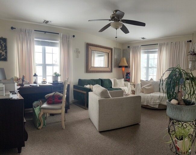 Photo - 23 Garden Way