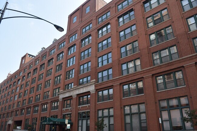 Photo - 411 W Ontario St Condo Unit 626