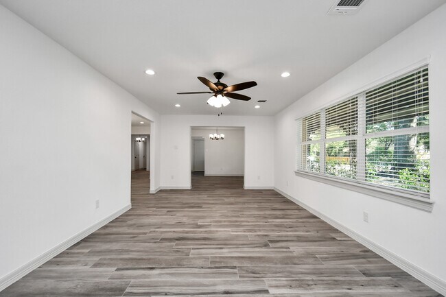 Photo - 1805 East Ave