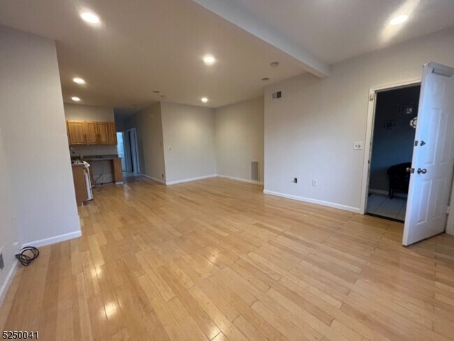 Photo - 602 McChesney St Unidad 1