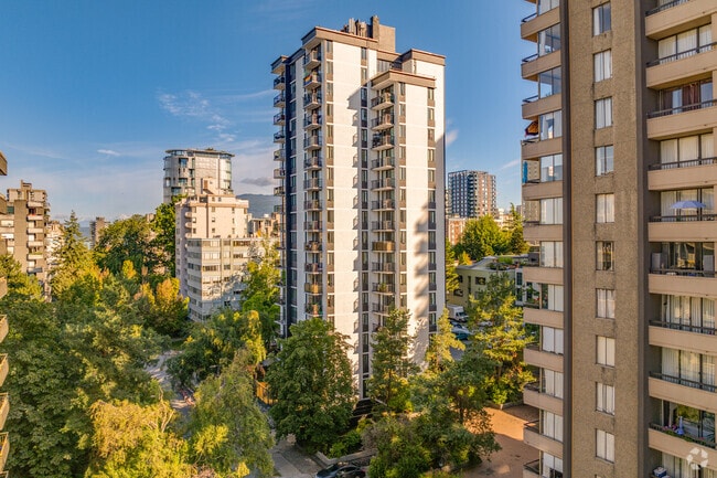 Photo - Lancaster House